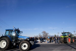 ΜΠΛΟΚΟ, ΑΓΡΟΤΕΣ