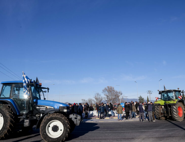 ΜΠΛΟΚΟ, ΑΓΡΟΤΕΣ