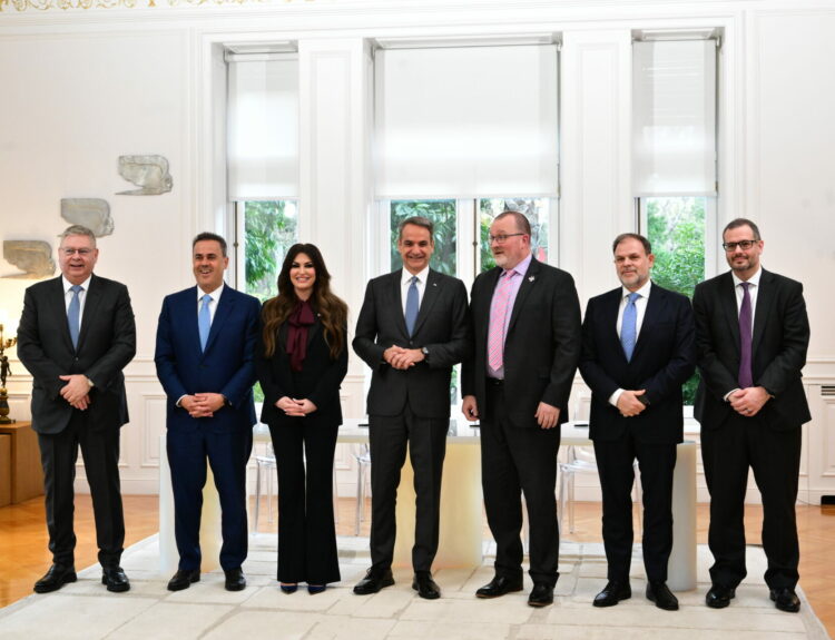 ΥΠΟΓΡΑΦΗ ΣΥΜΒΑΣΕΩΝ ΓΙΑ ΥΔΡΟΓΟΝΑΝΘΡΑΚΕΣ