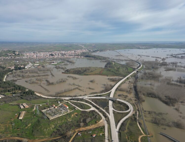 ΠΛΗΜΜΥΡΕΣ ΣΤΟΝ ΕΒΡΟ