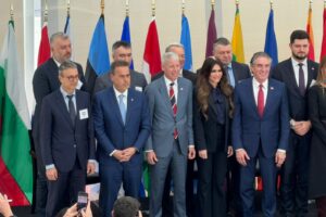 ΚΑΘΕΤΟΣ ΔΙΑΔΡΟΜΟΣ, ΦΥΣΙΚΟ ΑΕΡΙΟ