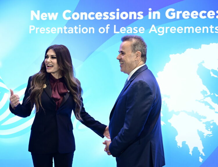 ΠΑΠΑΣΤΑΥΡΟΥ ΚΑΙ ΓΚΙΛΦΟΙΛ