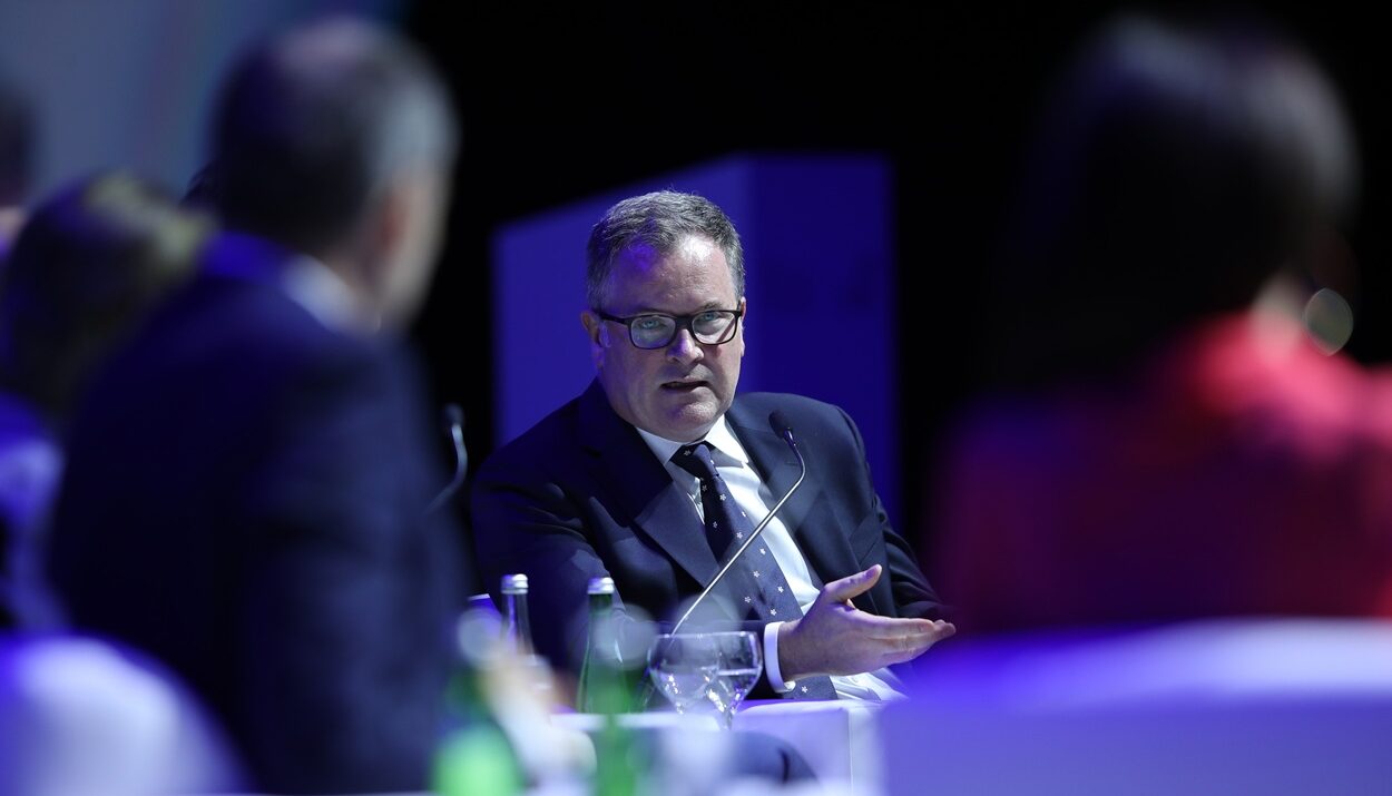 Ο RUSSEL HARDY, CEO ΤΗΣ VITOL