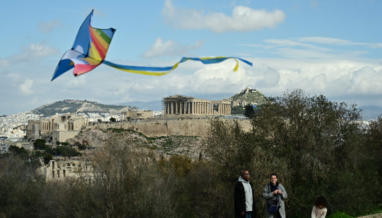 ΠΕΤΑΓΜΑ ΧΑΡΤΑΕΤΟΥ