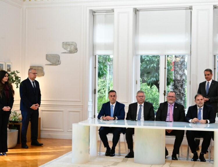 ΥΠΟΓΡΑΦΗ ΣΥΜΦΩΝΙΩΝ