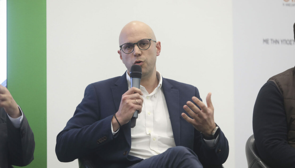 ΔΗΜΗΤΡΗΣ ΧΡΙΣΤΟΓΙΑΝΝΟΠΟΥΛΟΣ