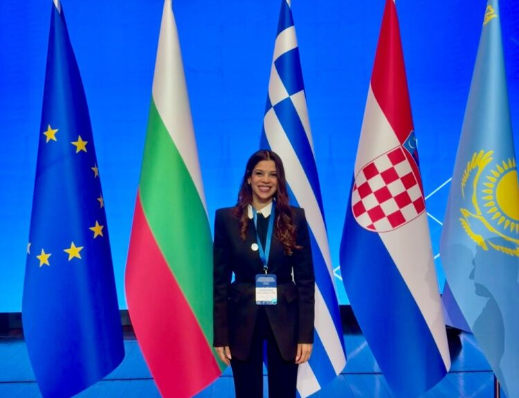 ΔΕΣΠΟΙΝΑ ΠΑΛΗΑΡΟΥΤΑ