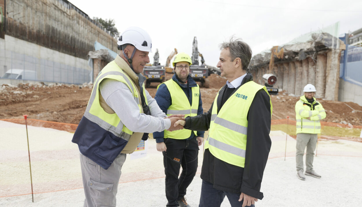 Eπίσκεψη του Πρωθυπουργού στο εργοτάξιο του Flyover και στο ΙΜΕΤ, στη Θεσσαλονίκη