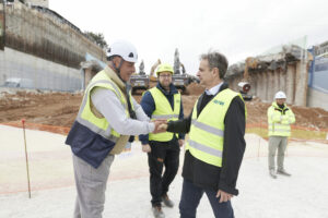 Eπίσκεψη του Πρωθυπουργού στο εργοτάξιο του Flyover και στο ΙΜΕΤ, στη Θεσσαλονίκη