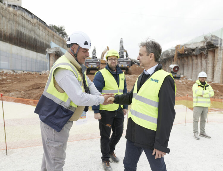 Eπίσκεψη του Πρωθυπουργού στο εργοτάξιο του Flyover και στο ΙΜΕΤ, στη Θεσσαλονίκη