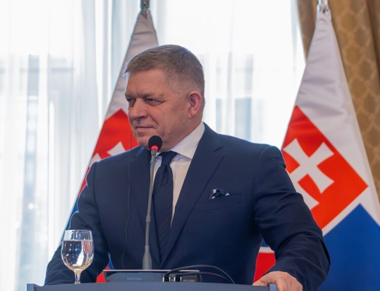 ΡΟΜΠΕΡΤ ΦΙΤΣΟ, ΣΛΟΒΑΚΙΑ