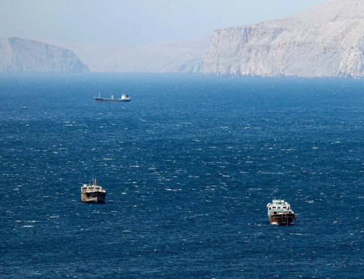 ΣΤΕΝΑ ΟΡΜΟΥΖ