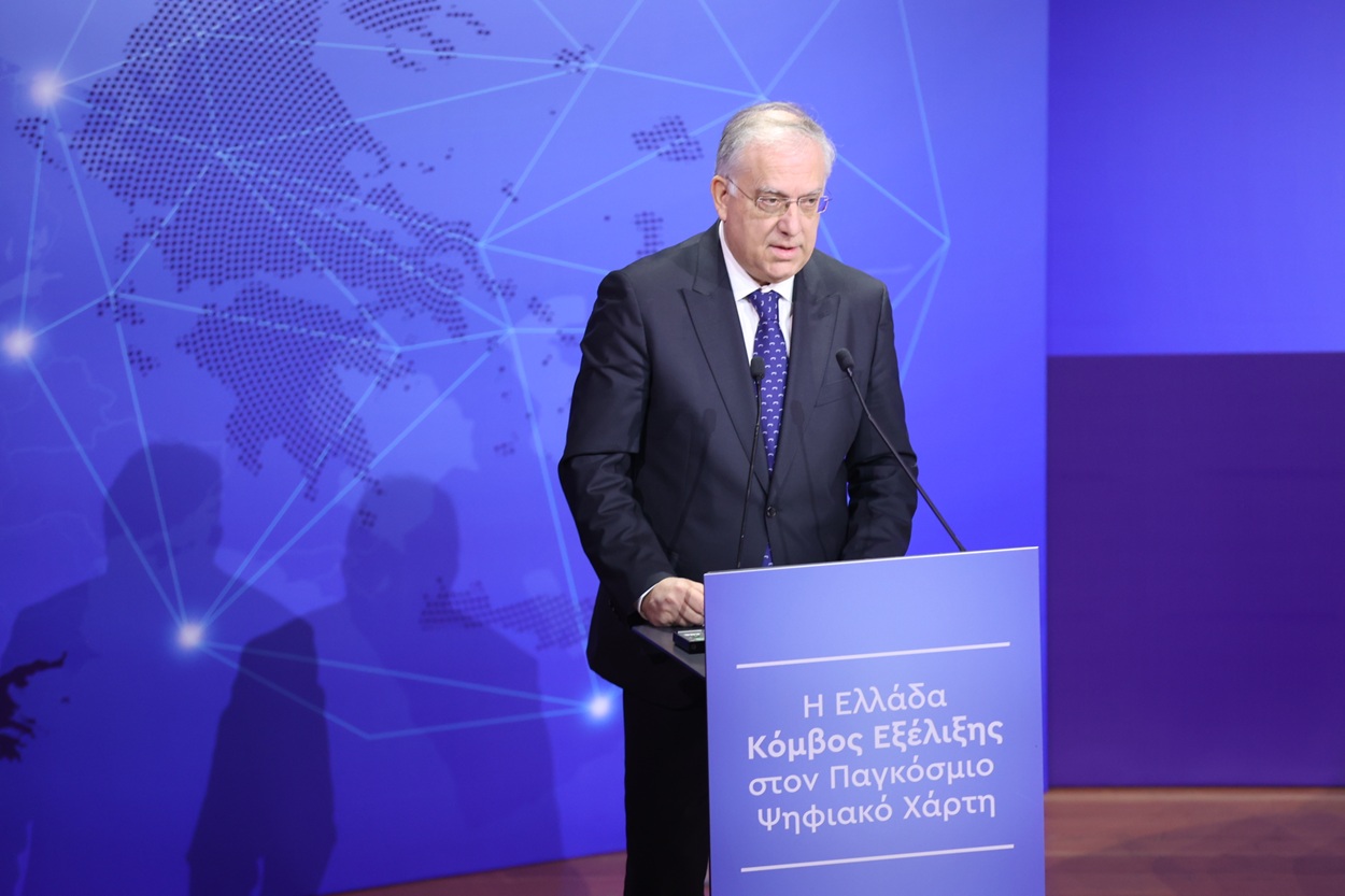 ΤΑΚΗΣ ΘΕΟΔΩΡΙΚΑΚΟΣ