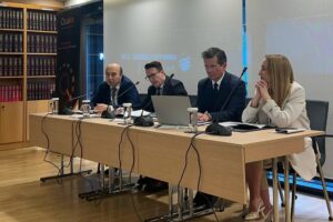 Από αριστερά Δ. Βασιλειάδης, Κων/νος Καρατσώλης, Αλ. Κουλίδης, Ιφ Τσακαλογιάννη