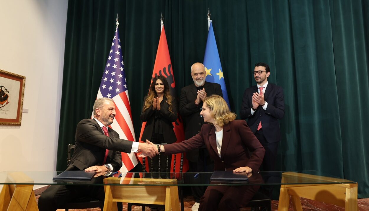 ΕΞΑΡΧΟΥ, AKTOR LNG