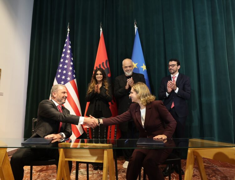 ΕΞΑΡΧΟΥ, AKTOR LNG