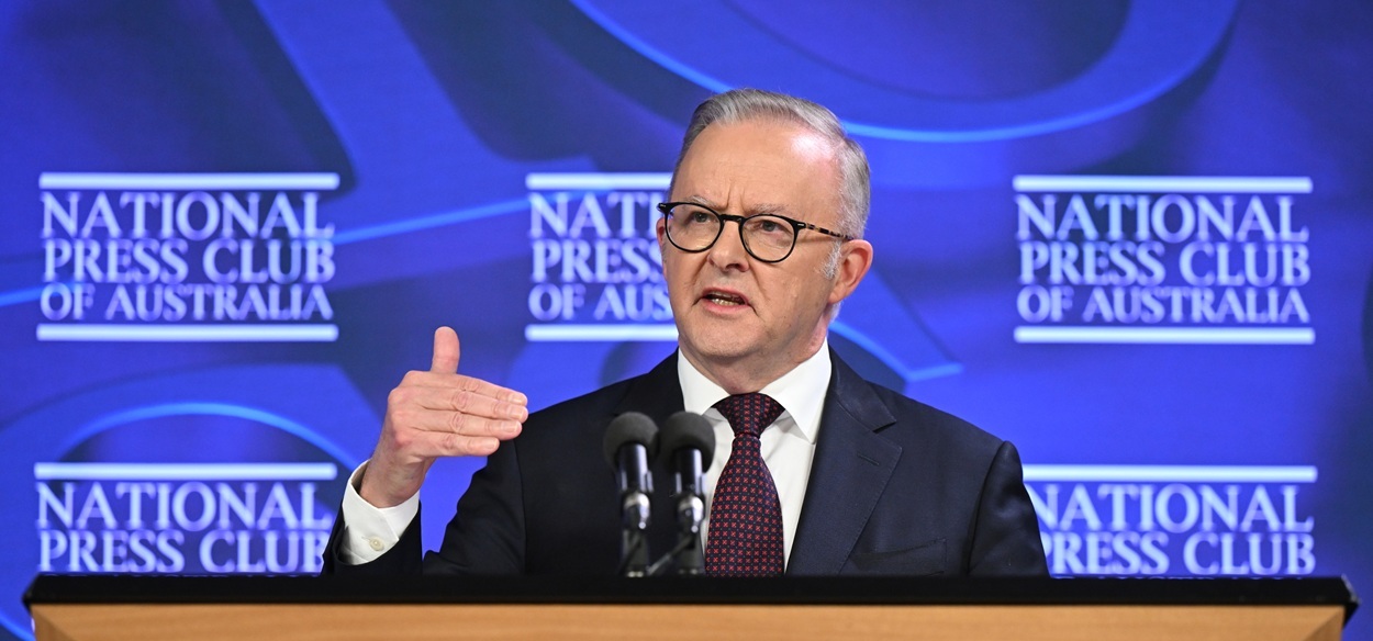 ΑΥΣΤΡΑΛΙΑ, ΑΝΤΟΝΙ ΑΛΜΠΑΝΕΖΙ