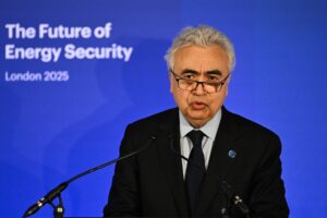 ΦΑΤΙΧ ΜΠΙΡΟΛ