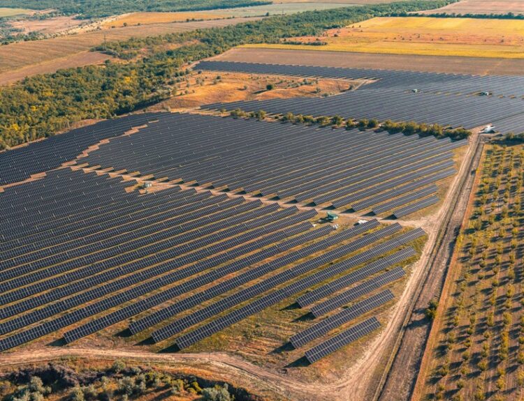 ΦΩΤΟΒΟΛΤΑΪΚΑ