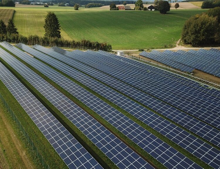 ΦΩΤΟΒΟΛΤΑΪΚΑ