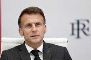 ΕΜΑΝΟΥΕΛ ΜΑΚΡΟΝ