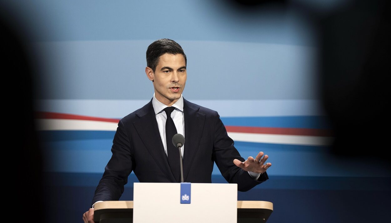 ΟΛΛΑΝΔΙΑ, ΡΟΜΠ ΓΙΕΤΕΝ