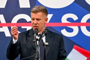 ΠΕΤΕΡ ΜΑΓΙΑΡ