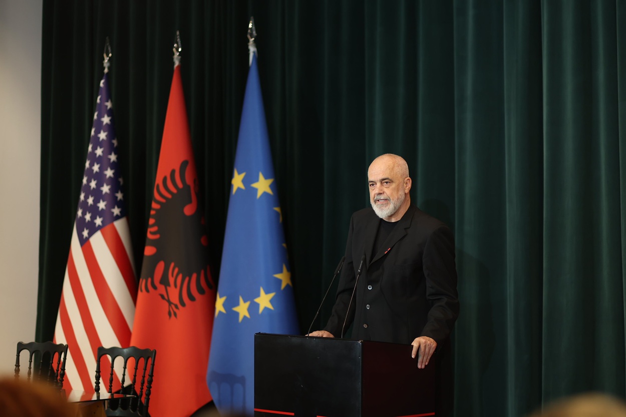 ΕΝΤΙ ΡΑΜΑ, ΑΛΒΑΝΙΑ