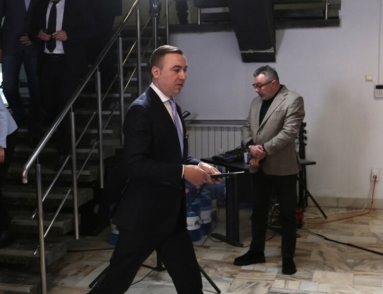 ΡΟΥΜΑΝΙΑ, ΥΠΕΝ