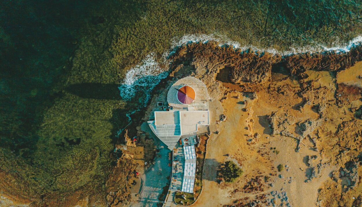 Το νησί της Σκύρου © unsplash