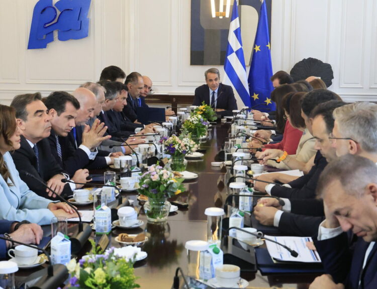 Συνεδρίαση του Υπουργικου Συμβουλίου υπό τον Πρωθυπουργό Κυριάκο Μητσοτάκη, © ΓΙΩΡΓΟΣ ΚΟΝΤΑΡΙΝΗΣ/EUROKINISSI
