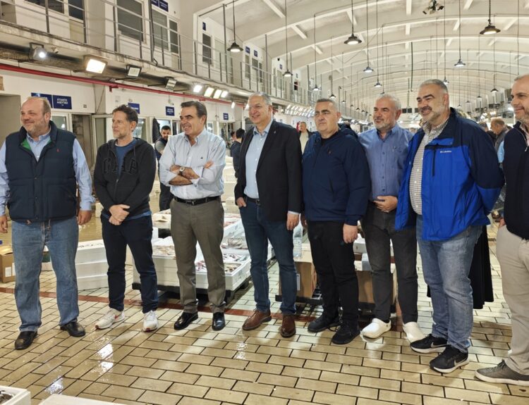 Πρόγραμμα 16 εκατ. ευρώ για την αλιεία ανακοίνωσε από την Ιχθυόσκαλα ο Μ. Σχοινάς – Κ. Καδής: Η ΕΕ στηρίζει τον αλιευτικό τομέα