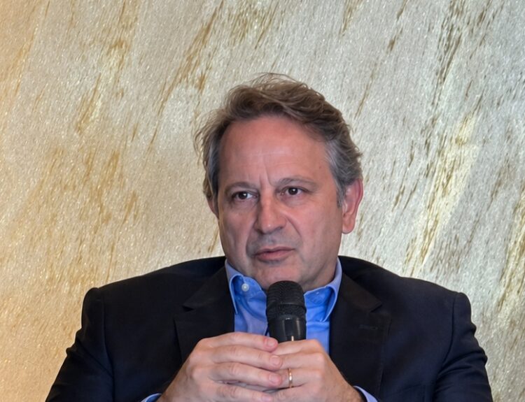 ΠΕΤΡΟΣ ΣΟΥΡΕΤΗΣ