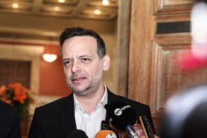 ΧΑΡΗΣ ΔΟΥΚΑΣ