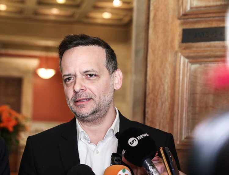ΧΑΡΗΣ ΔΟΥΚΑΣ