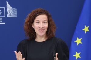 ΡΟΞΑΝΑ ΜΙΝΖΑΤΟΥ