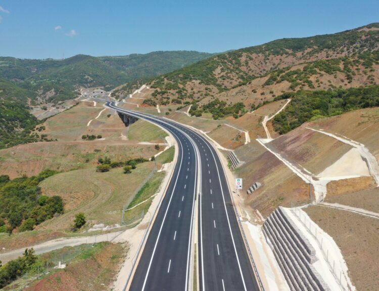 Ολοκληρώθηκε ο Ε65 © ΓΕΚ ΤΕΡΝΑ