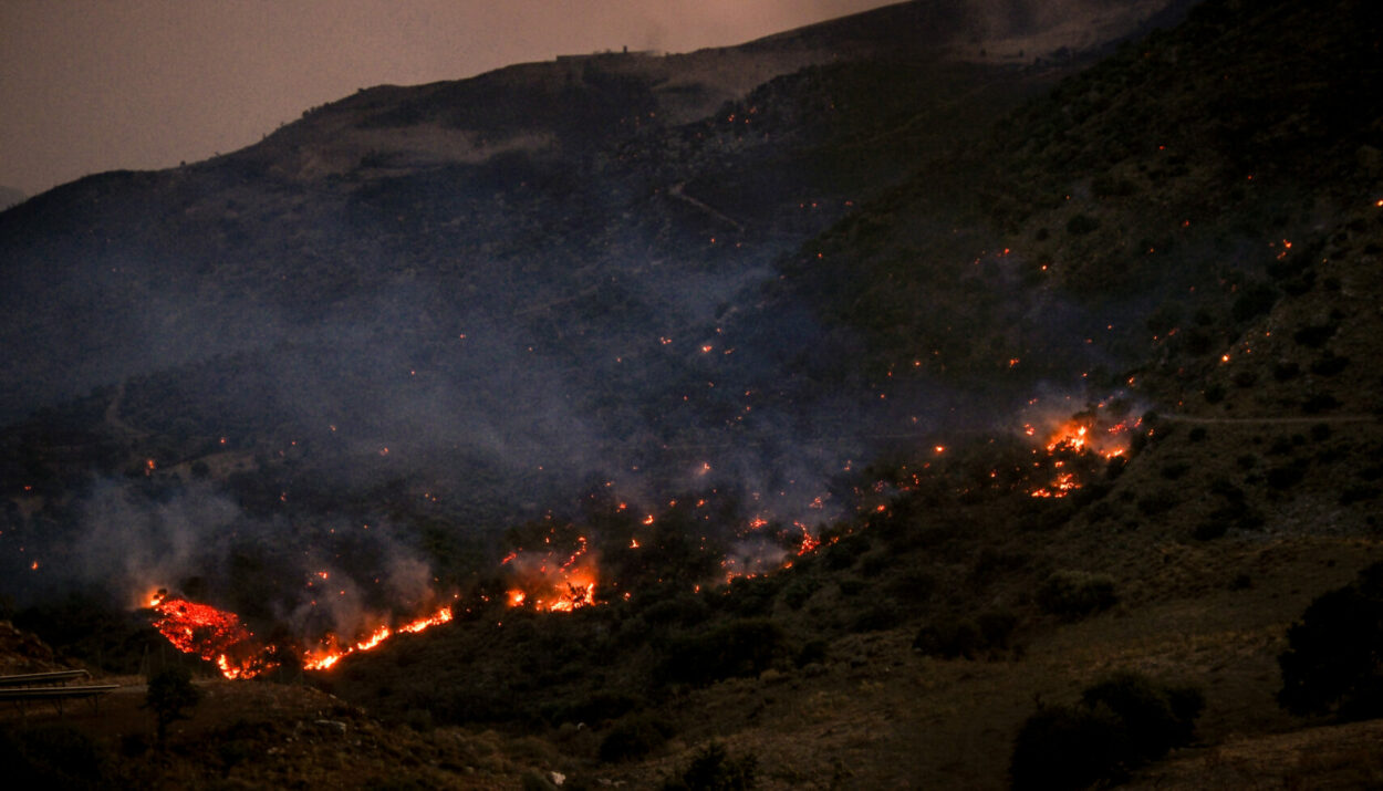 ΠΥΡΚΑΓΙΑ ΣΤΟ ΡΕΘΥΜΝΟ