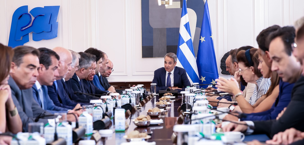Ο πρωθυπουργός Κυριάκος Μητσοτάκης στη συνεδρίαση του υπουργικού συμβουλίου©eurokinissi