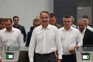Εγκαίνια επέκταση Θεσσαλονίκης, Κυριάκος Μητσοτάκης, Χρίστος Δήμας και Αλέξανδρος Εξάρχου © ΙΝΤΙΜΕ