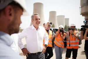 Επίσκεψη του Πρωθυπουργού Κυριάκου Μητσοτάκη στην Πτολεμαίδα © (ΔΗΜΗΤΡΗΣ ΠΑΠΑΜΗΤΣΟΣ/ Γ.Τ ΠΡΩΘΥΠΟΥΡΓΟΥ/EUROKINISSI)