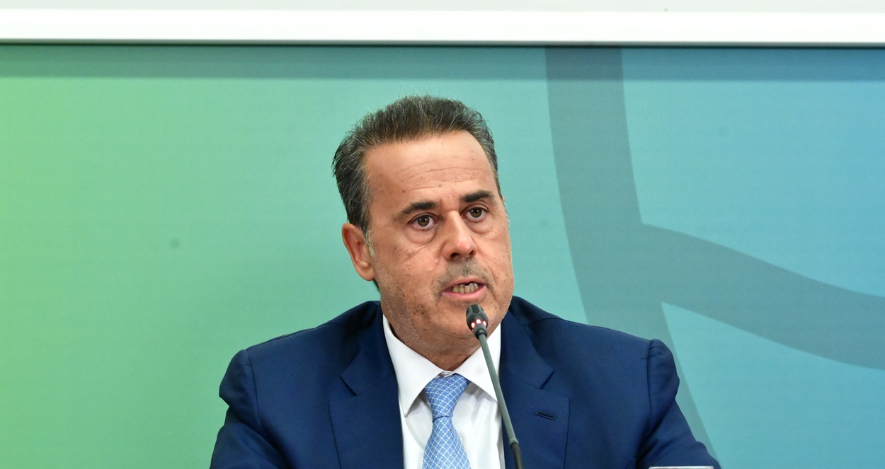 ΣΤΑΥΡΟΣ ΠΑΠΑΣΤΑΥΡΟΥ
