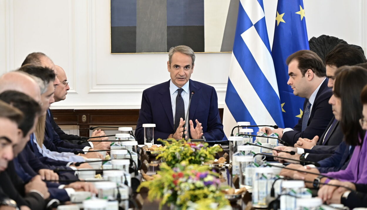 Συνεδρίαση του Υπουργικού Συμβουλίου υπό τον πρωθυπουργό Κυριάκο Μητσοτάκη στο Μέγαρο Μαξίμου Τετάρτη 30 Σεπτεμβρίου 2026.© MΙΧΑΛΗΣ ΚΑΡΑΓΙΑΝΝΗΣ/EUROKINISSI