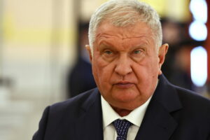 Ο Igor Sechin, διευθύνων σύμβουλος της Rosneft © EPA/ALEXANDER NEMENOV / POOL