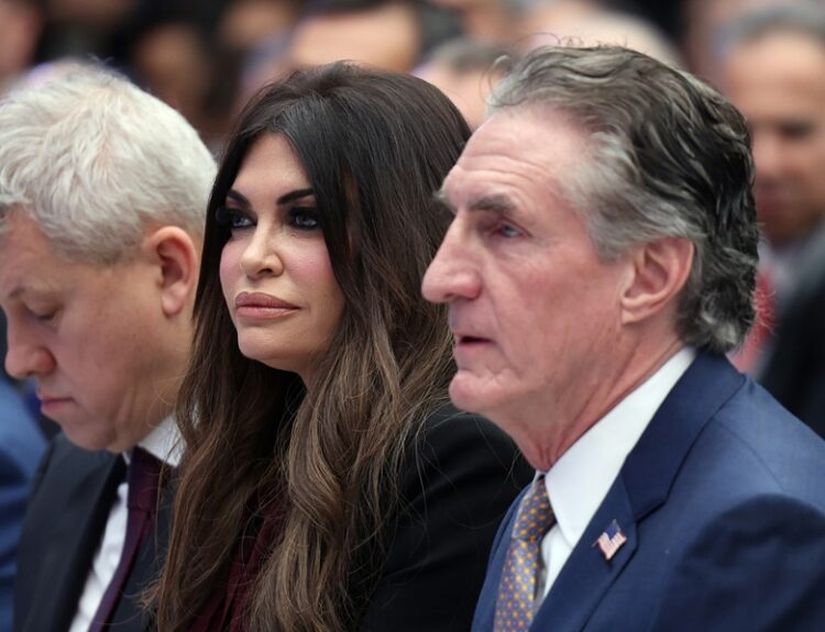Γκίλφοιλ και Τραμπ © EPA/GEORGE VITSARAS