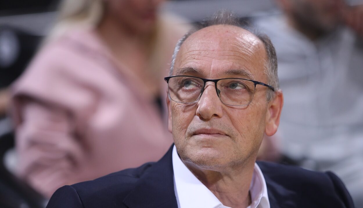 ΒΑΓΓΕΛΗΣ ΛΙΟΛΙΟΣ