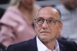 ΒΑΓΓΕΛΗΣ ΛΙΟΛΙΟΣ